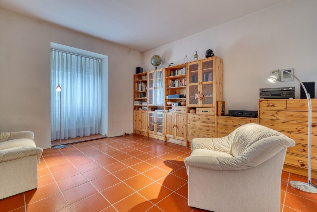 HUST Immobilien GmbH & Co. KG - Immobilienangebot - Karlsruhe / Südweststadt - Wohnungen - Maisonette-Wohnung mit tollem Raumgefühl und Potenzial in der Südweststadt - ab sofort bezugsfähig!