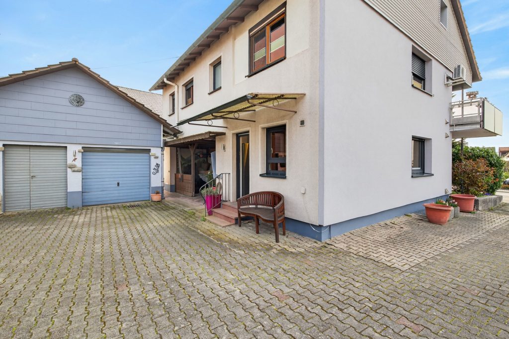 HUST Immobilien GmbH & Co. KG - Immobilienangebot - Muggensturm - Wohnungen - Einziehen und wohlfühlen: Ruhige Erdgeschosswohnung mit Gartenanteil und Garage in Muggensturm