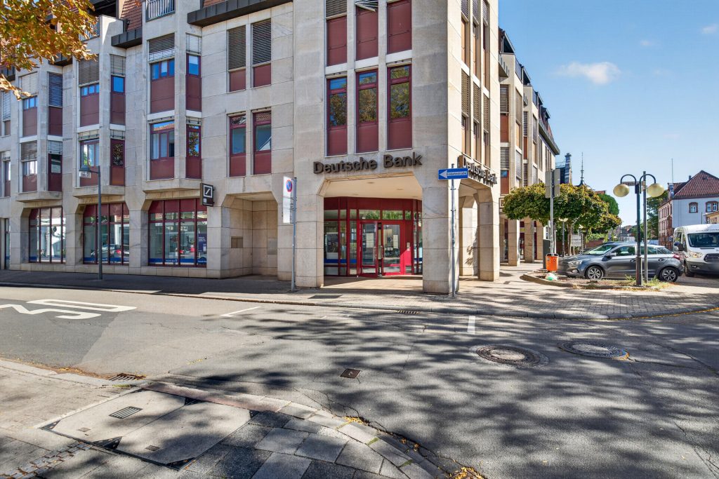 HUST Immobilien GmbH & Co. KG - Immobilienangebot - Neustadt an der Weinstraße - Häuser - Vollvermietetes Büro- und Geschäftshaus in Innenstadtlage von Neustadt a. d. Weinstraße
