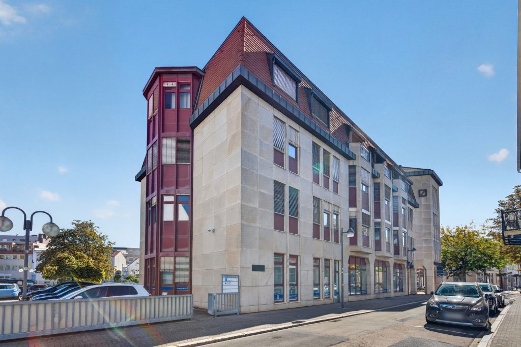 HUST Immobilien GmbH & Co. KG - Immobilienangebot - Neustadt an der Weinstraße - Häuser - Vollvermietetes Büro- und Geschäftshaus in Innenstadtlage von Neustadt a. d. Weinstraße