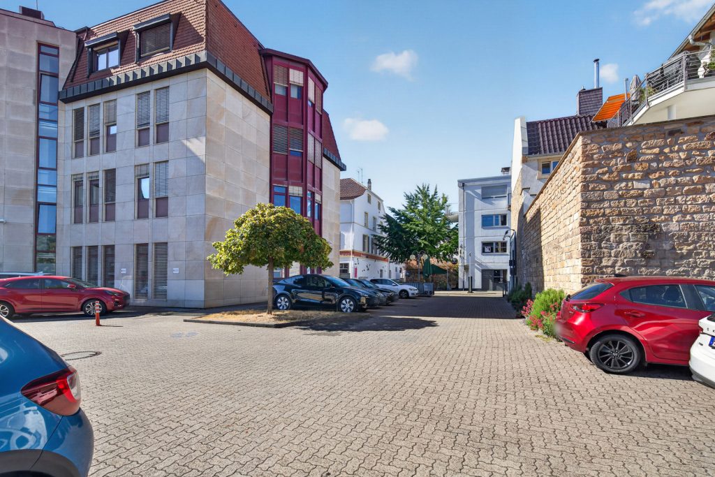 HUST Immobilien GmbH & Co. KG - Immobilienangebot - Neustadt an der Weinstraße - Häuser - Vollvermietetes Büro- und Geschäftshaus in Innenstadtlage von Neustadt a. d. Weinstraße