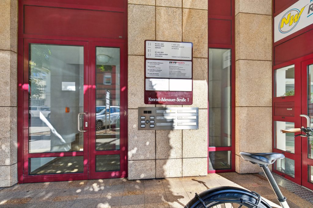 HUST Immobilien GmbH & Co. KG - Immobilienangebot - Neustadt an der Weinstraße - Häuser - Vollvermietetes Büro- und Geschäftshaus in Innenstadtlage von Neustadt a. d. Weinstraße