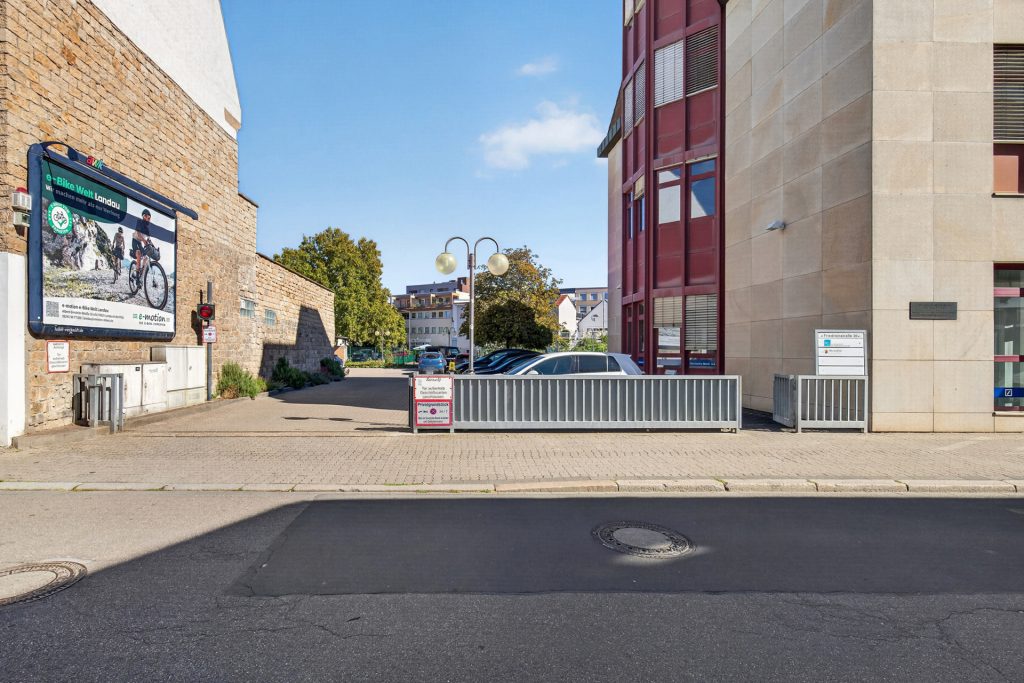 HUST Immobilien GmbH & Co. KG - Immobilienangebot - Neustadt an der Weinstraße - Häuser - Vollvermietetes Büro- und Geschäftshaus in Innenstadtlage von Neustadt a. d. Weinstraße