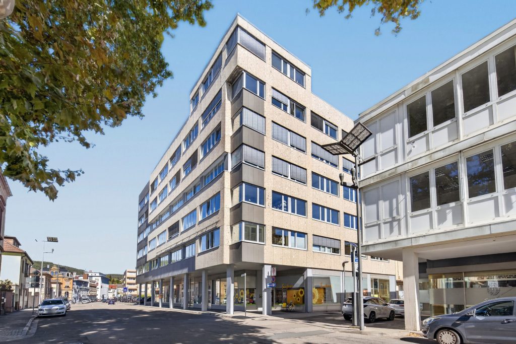 HUST Immobilien GmbH & Co. KG - Immobilienangebot - Neustadt an der Weinstraße - Häuser - Büro- und Geschäftshaus mit Mietern der öffentlichen Hand in zentraler Innenstadtlage