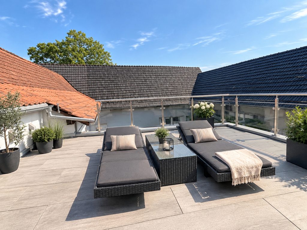 HUST Immobilien GmbH & Co. KG - Immobilienangebot - Salmbach / Birlenbach - Häuser - Familien aufgepasst! Schönes Anwesen mit 7 Zimmer und großem Grundstück in Salmbach, Frankreich