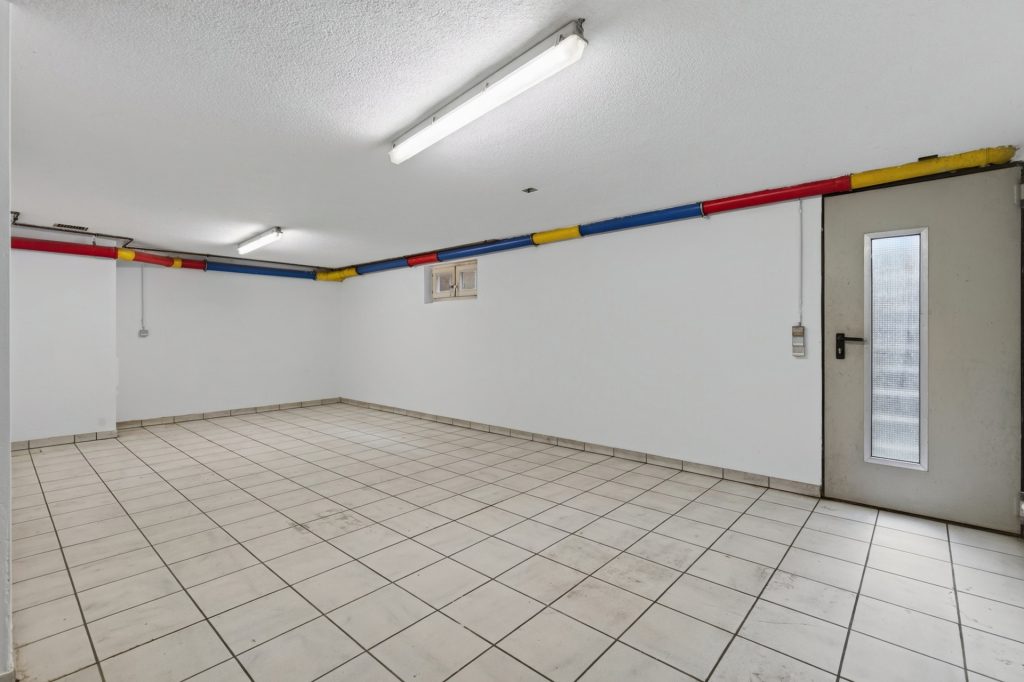 HUST Immobilien GmbH & Co. KG - Immobilienangebot - Karlsruhe / Durlach - Häuser - Platz für die Familie, Miete für die Finanzierung: Zweifamilienhaus in Durlach