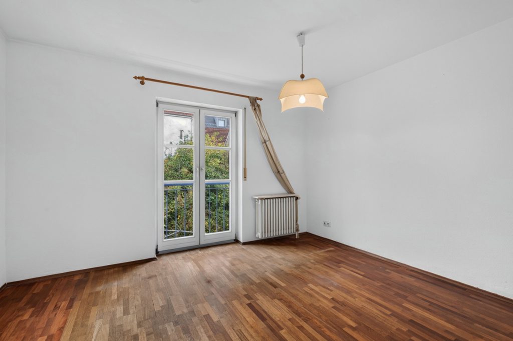 HUST Immobilien GmbH & Co. KG - Immobilienangebot - Karlsruhe / Durlach - Häuser - Platz für die Familie, Miete für die Finanzierung: Zweifamilienhaus in Durlach