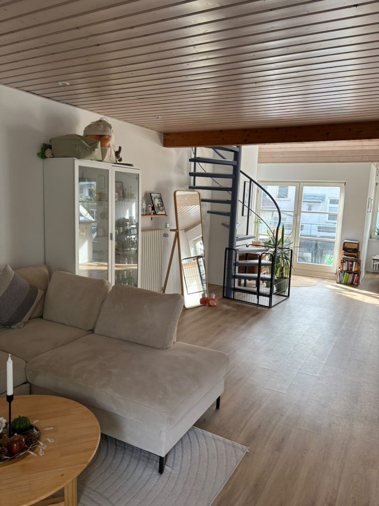 HUST Immobilien GmbH & Co. KG - Immobilienangebot - Karlsruhe / Durlach - Häuser - Platz für die Familie, Miete für die Finanzierung: Zweifamilienhaus in Durlach