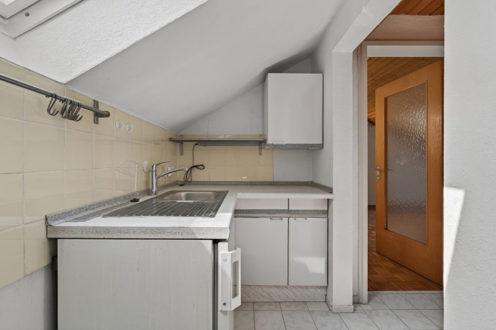 HUST Immobilien GmbH & Co. KG - Immobilienangebot - Karlsruhe - Häuser - Wohnen im Grünen: Großzügiges Reihenendhaus in begehrter Lage der Heidenstückersiedlung
