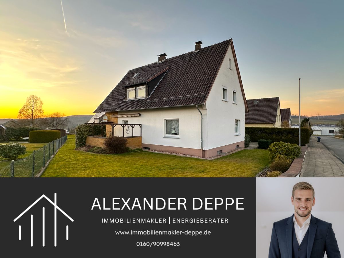 Immobilienangebot - Lügde - Alle - Herrliches Grundstück: Gepflegtes Ein-/Zweifamilienhaus in ruhiger Lage von Rischenau