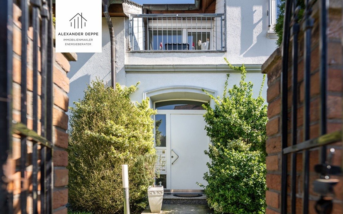 Immobilienangebot - Bad Pyrmont - Alle - Besonderheit: Großes Haus in zentraler Lage mit diversen Nutzungsmöglichkeiten - auch gewerblich!