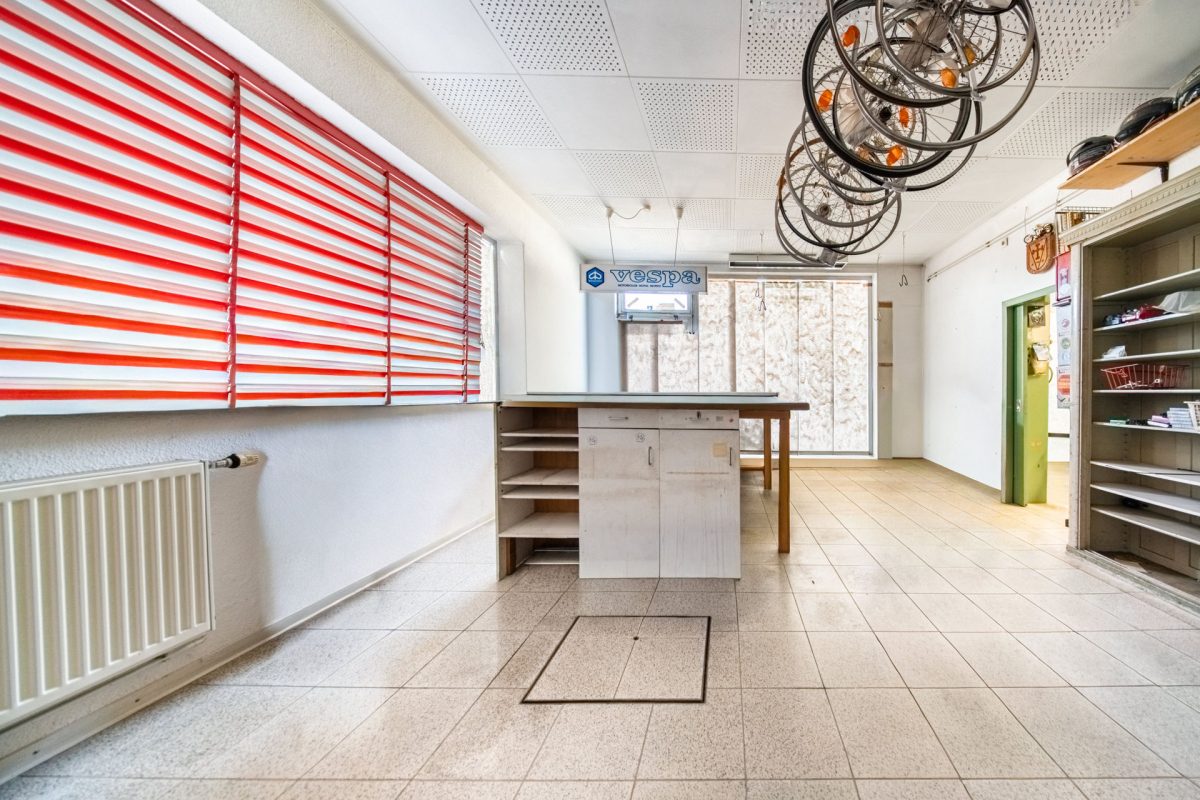 Immobilienangebot - Bad Pyrmont - Alle - Werkhalle, Garagen, Wohnraum: Ein Objekt für echte Macher