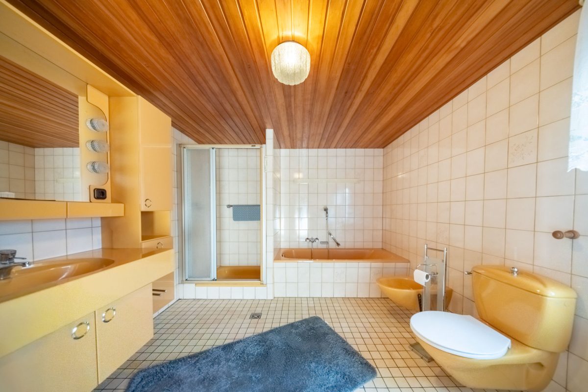 Immobilienangebot - Bad Pyrmont - Alle - Werkhalle, Garagen, Wohnraum: Ein Objekt für echte Macher
