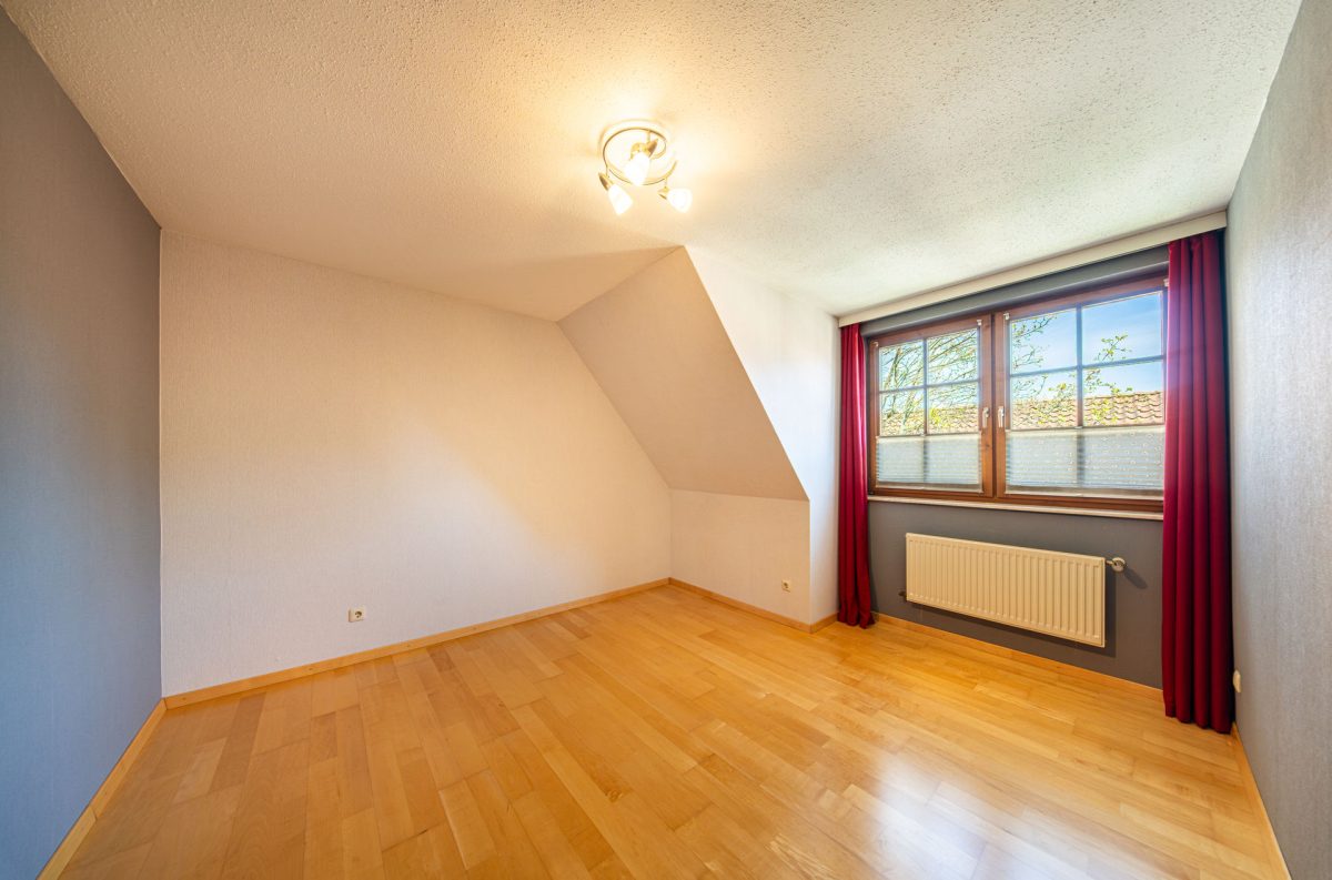 Immobilienangebot - Aerzen - Alle - Wohnen mit Charakter: Großzügiges Familienhaus mit besonderem Charme