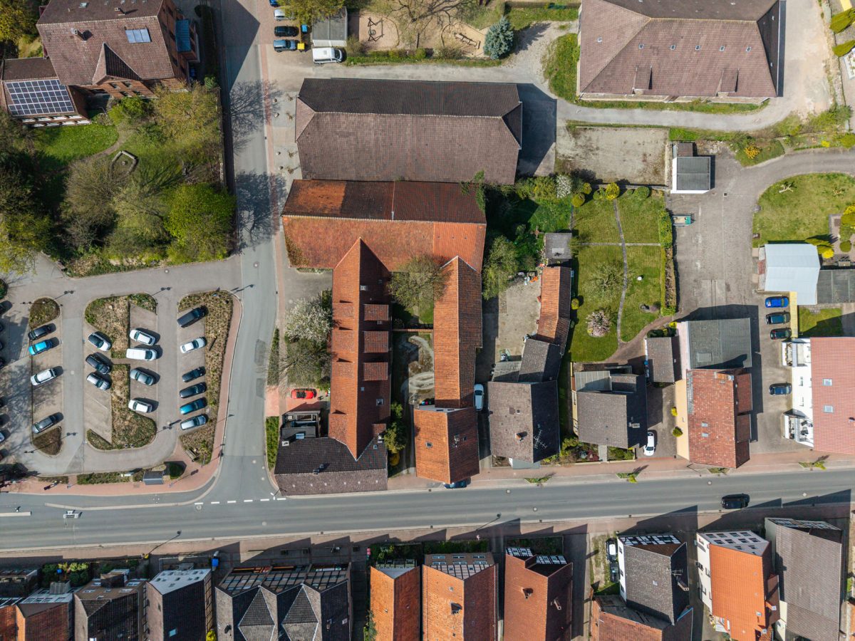 Immobilienangebot - Aerzen - Alle - Wohnen mit Charakter: Großzügiges Familienhaus mit besonderem Charme