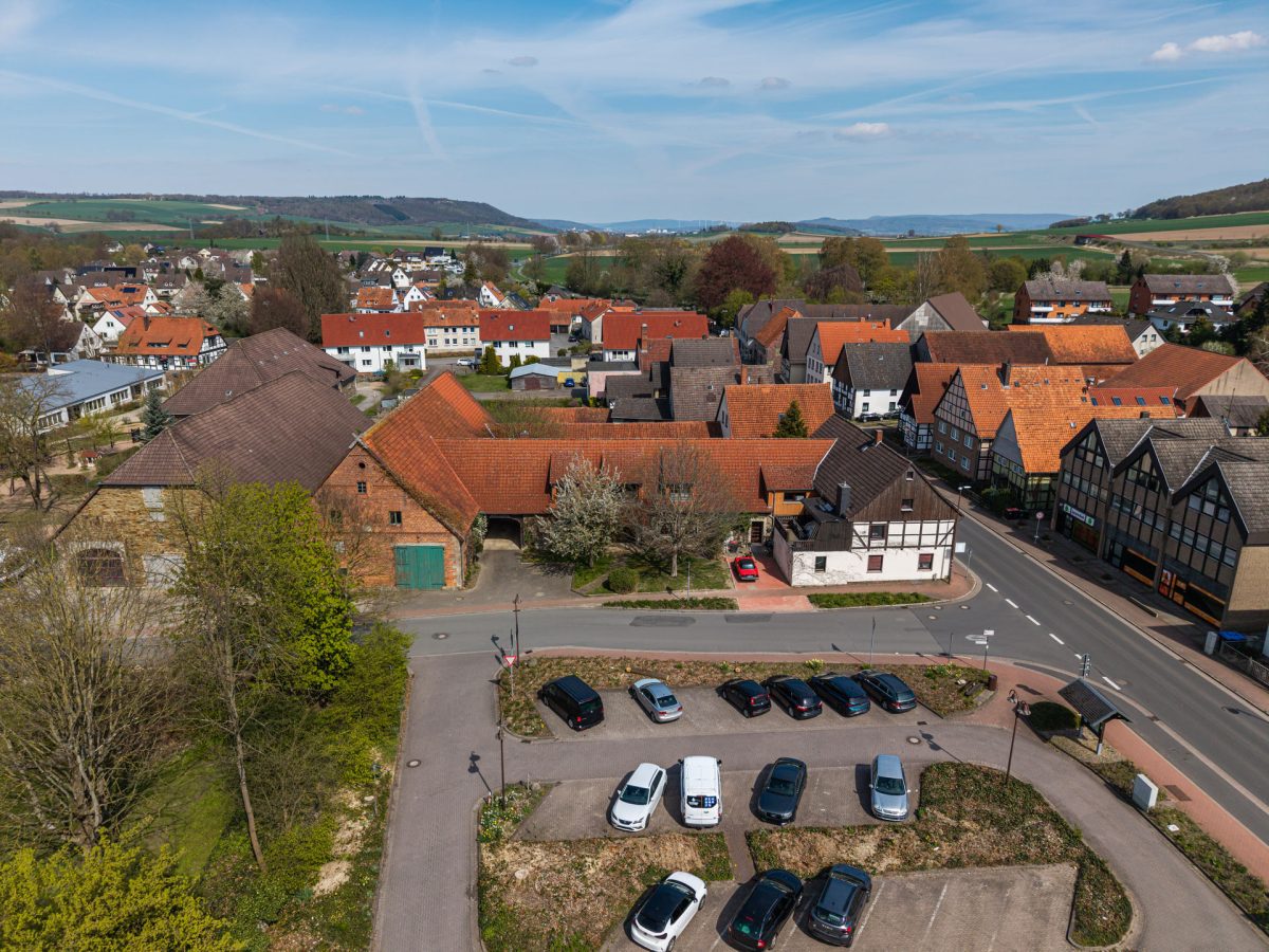 Immobilienangebot - Aerzen - Alle - Wohnen mit Charakter: Großzügiges Familienhaus mit besonderem Charme
