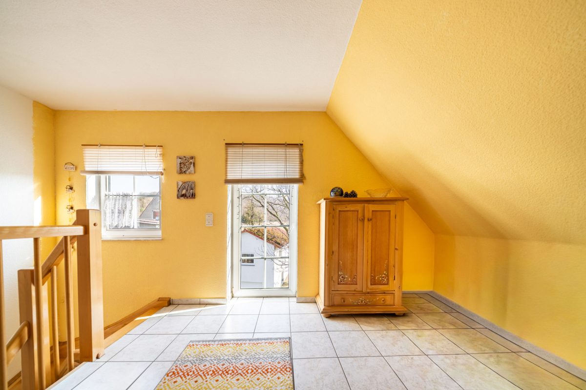 Immobilienangebot - Bad Pyrmont - Alle - Werkhalle, Garagen, Wohnraum: Ein Objekt für echte Macher