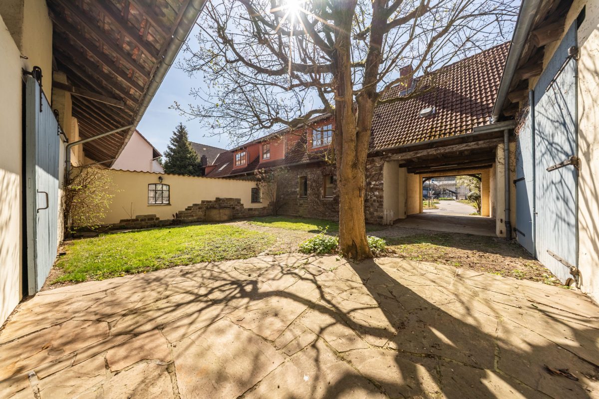 Immobilienangebot - Aerzen - Alle - Wohnen mit Charakter: Großzügiges Familienhaus mit besonderem Charme