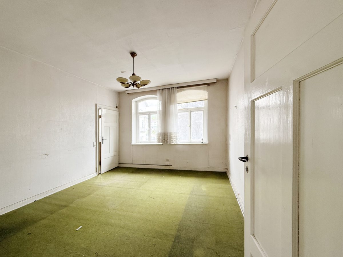 Immobilienangebot - Bad Pyrmont - Alle - Raum für Ideen: Sanierungsobjekt in innenstadtnaher Lage!