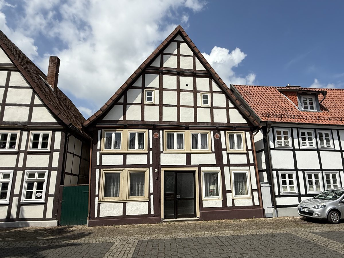 Immobilienangebot - Lügde - Alle - Entwicklungspotenzial in bester Lügder Zentrumslage