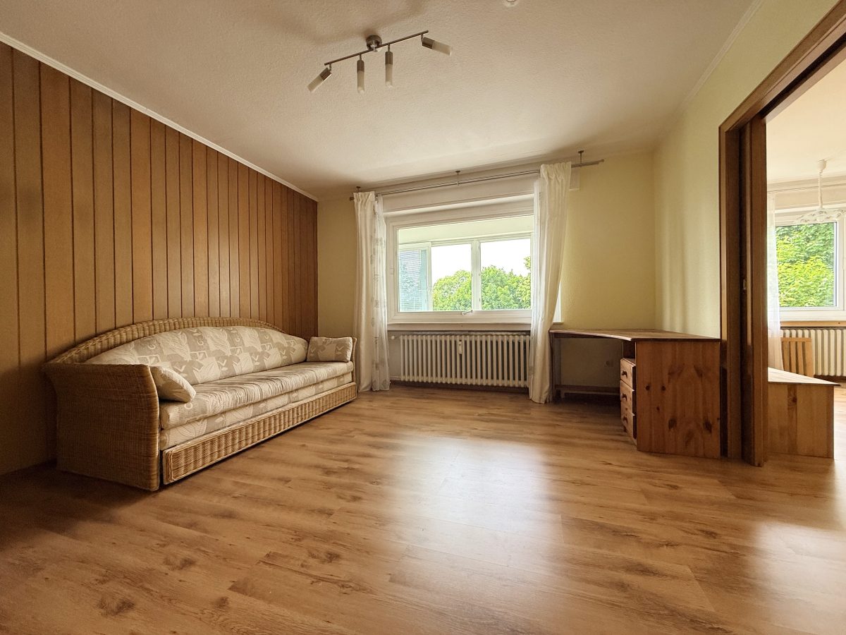 Immobilienangebot - Bad Pyrmont - Alle - Innenstadtnah wohnen mit Blick ins Grüne: 2,5 Zimmer mit Wintergarten!