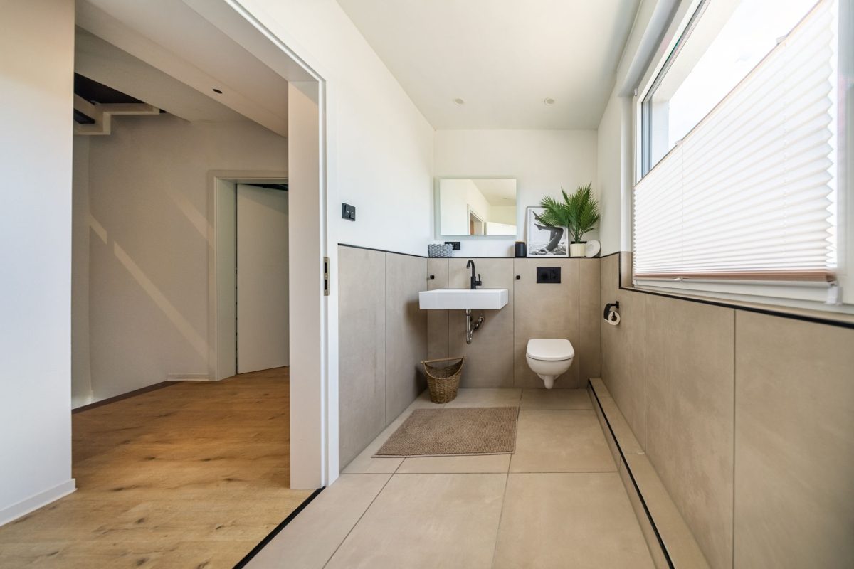 Immobilienangebot - Bad Pyrmont - Alle - Saniertes Reihenendhaus mit schönem Garten in der Kurstadt!