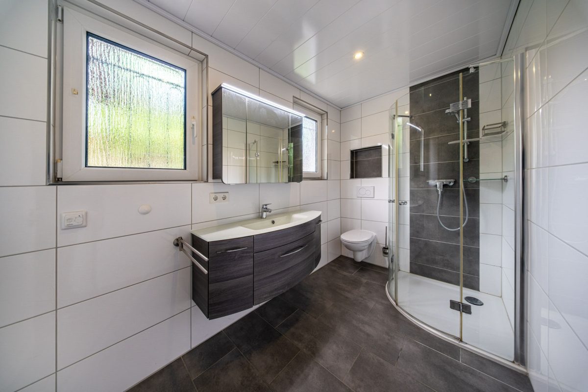 Immobilienangebot - Bad Pyrmont - Alle - Frei, modernisiert, Kurpark fast vor der Tür!