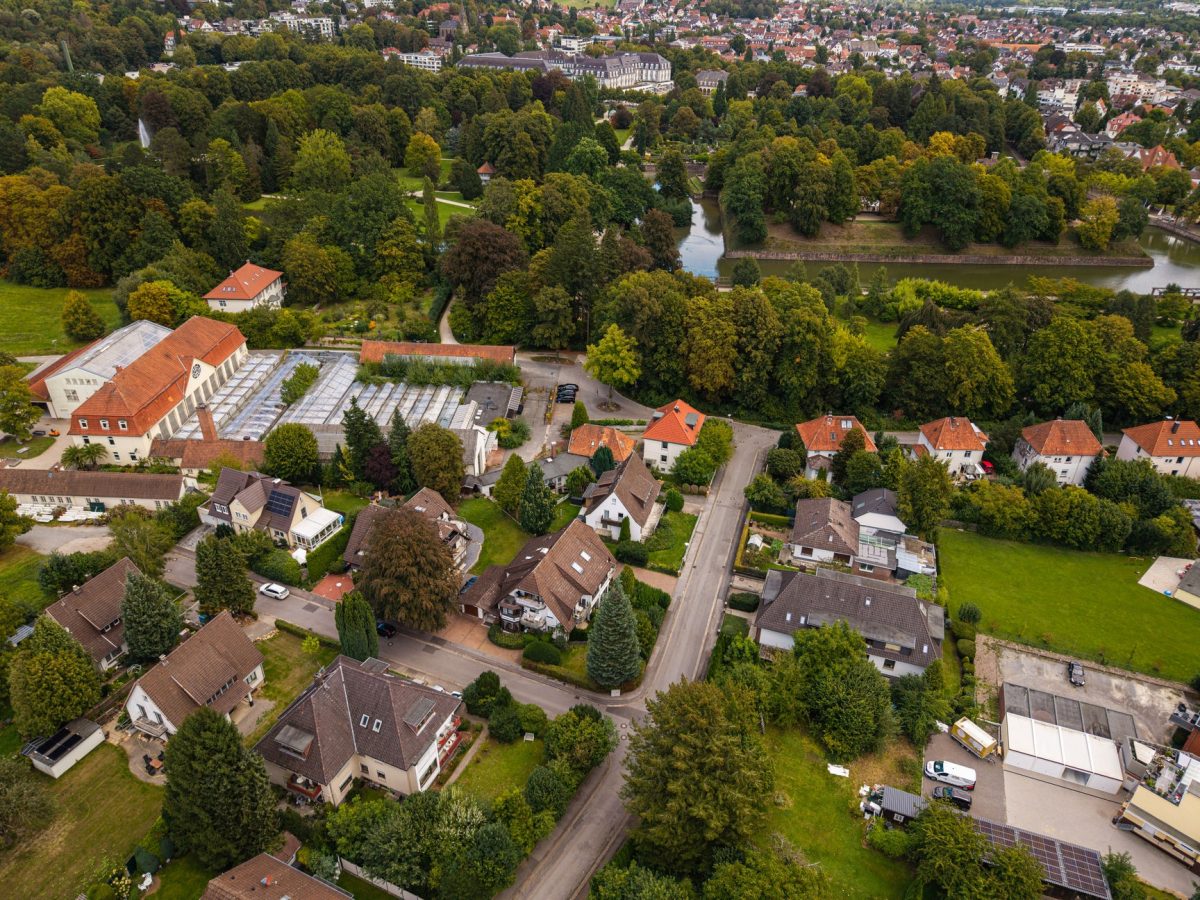 Immobilienangebot - Bad Pyrmont - Alle - Frei, modernisiert, Kurpark fast vor der Tür!