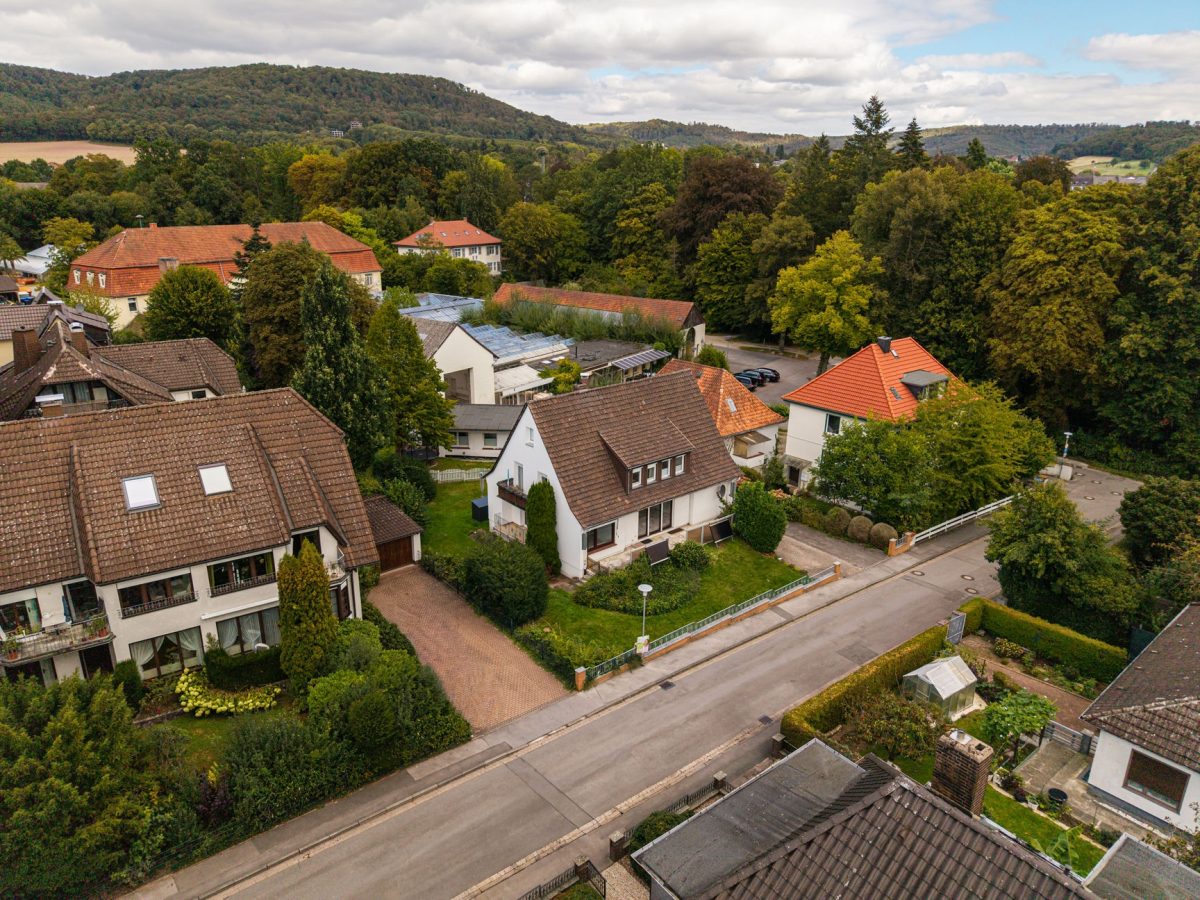 Immobilienangebot - Bad Pyrmont - Alle - Frei, modernisiert, Kurpark fast vor der Tür!