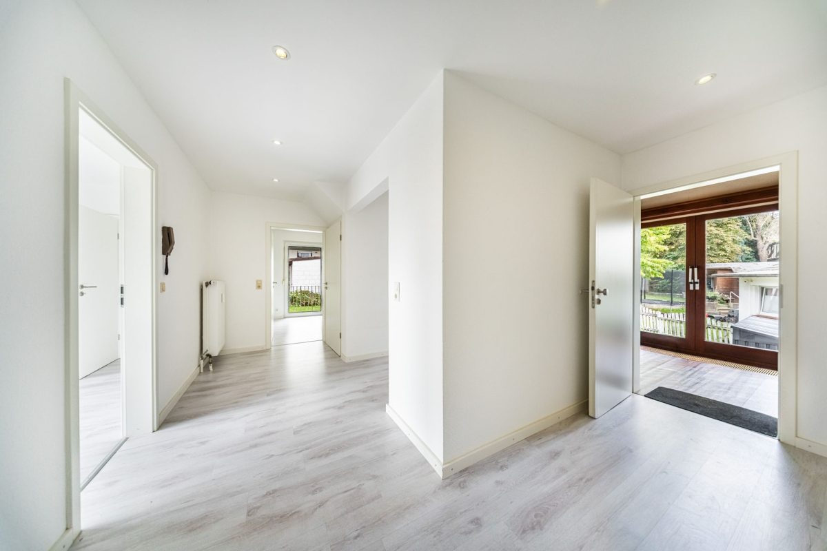 Immobilienangebot - Bad Pyrmont - Alle - Frei, modernisiert, Kurpark fast vor der Tür!