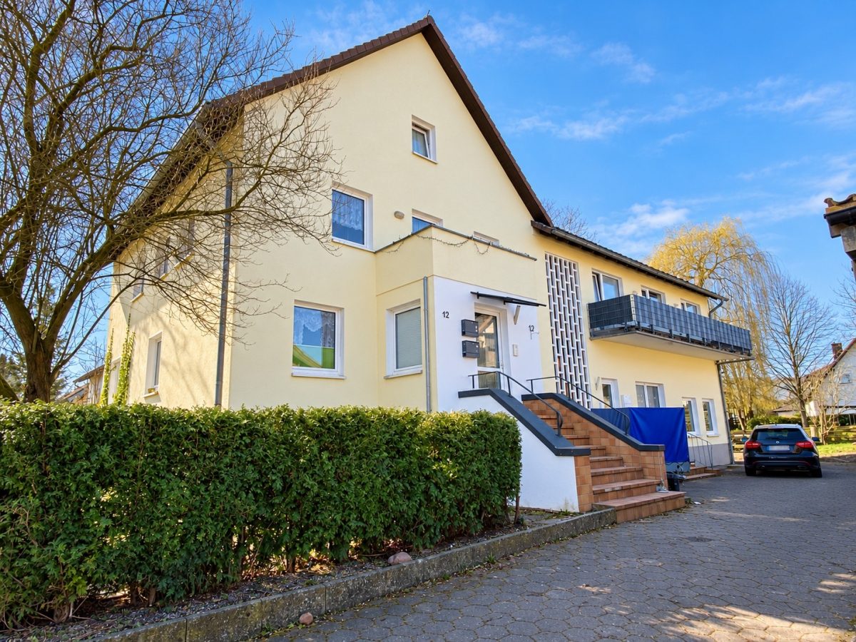 Immobilienangebot - Bad Pyrmont - Alle - Diese Wohnung überrascht: Zwei Ebenen, Terrasse und moderne Ausstattung