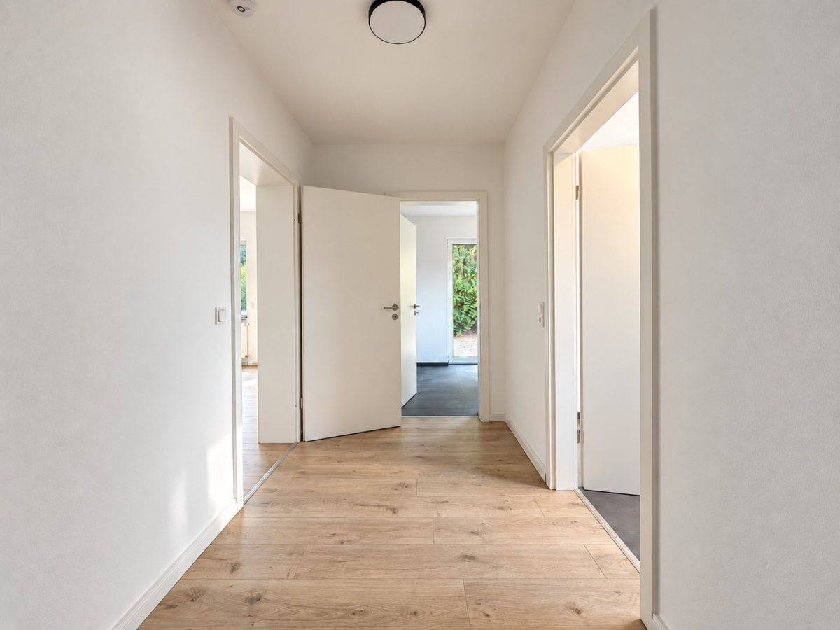 Immobilienangebot - Bad Pyrmont - Alle - Diese Wohnung überrascht: Zwei Ebenen, Terrasse und moderne Ausstattung