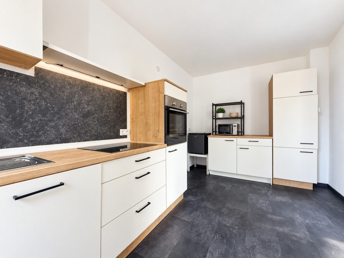 Immobilienangebot - Bad Pyrmont - Alle - Diese Wohnung überrascht: Zwei Ebenen, Terrasse und moderne Ausstattung