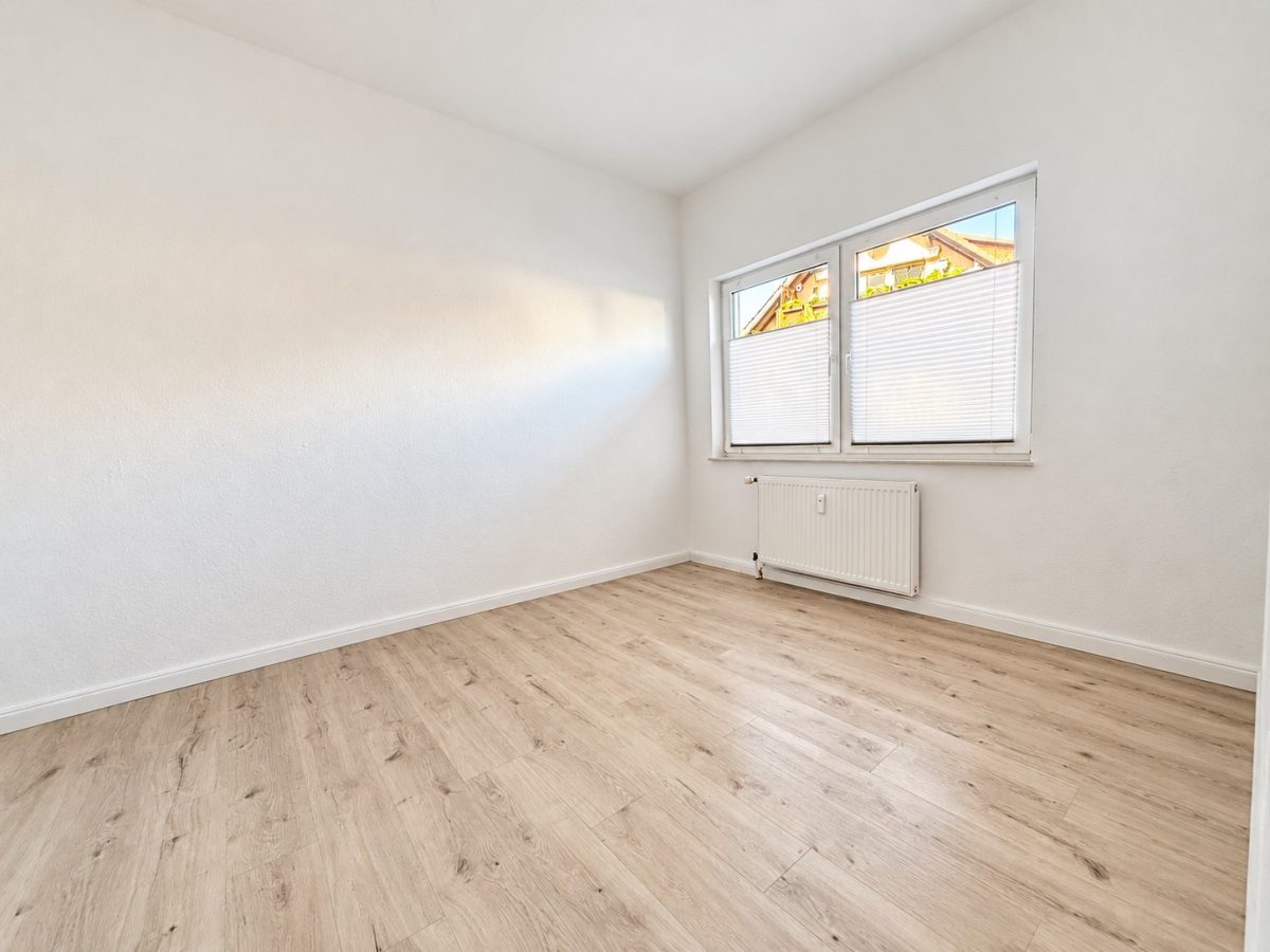 Immobilienangebot - Bad Pyrmont - Alle - Diese Wohnung überrascht: Zwei Ebenen, Terrasse und moderne Ausstattung