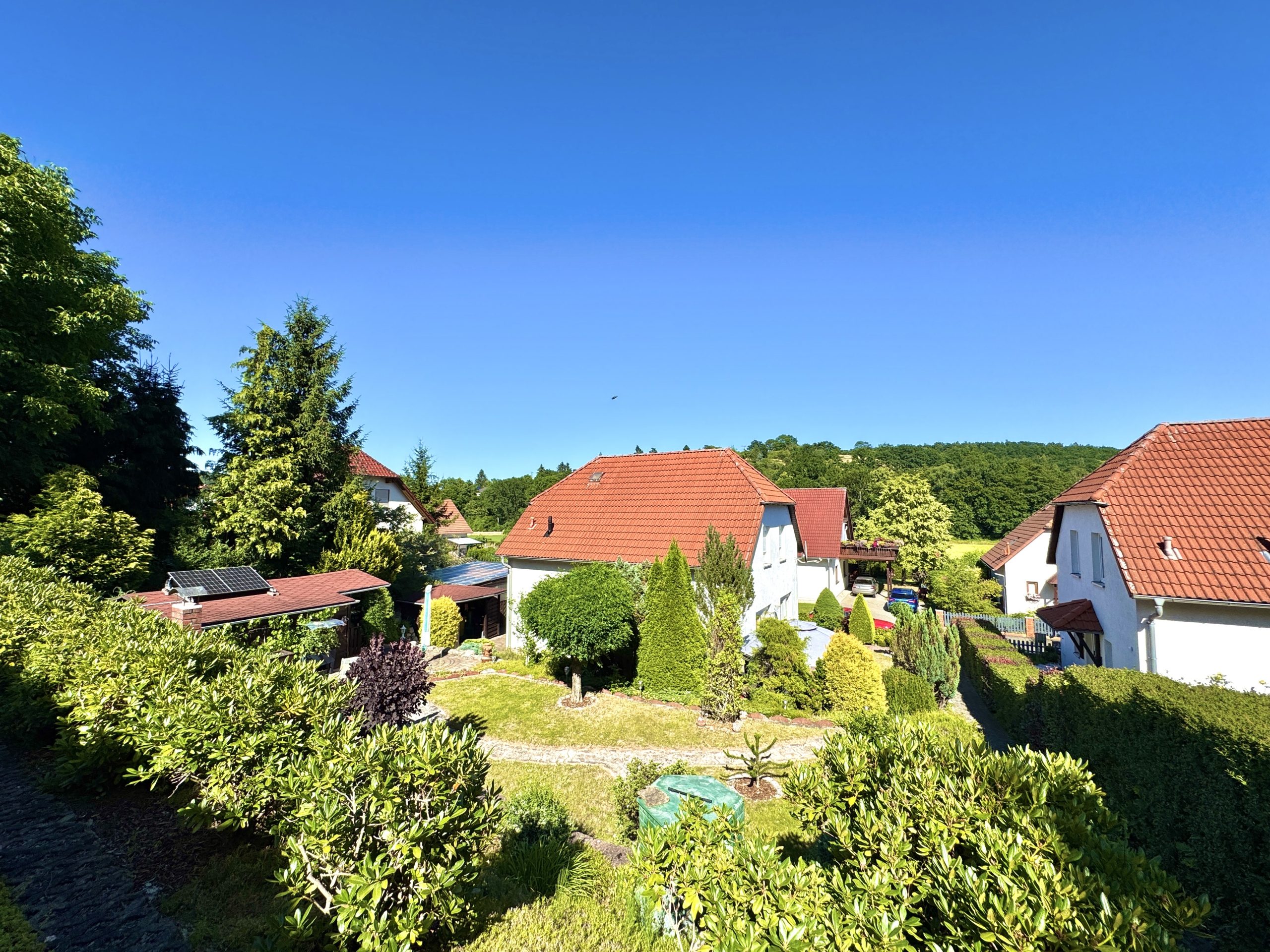 Immobilienangebot - Kraftsdorf - Alle - Bezauberndes Einfamilienhaus mit Traumgarten – familienfreundlich und energieeffizient