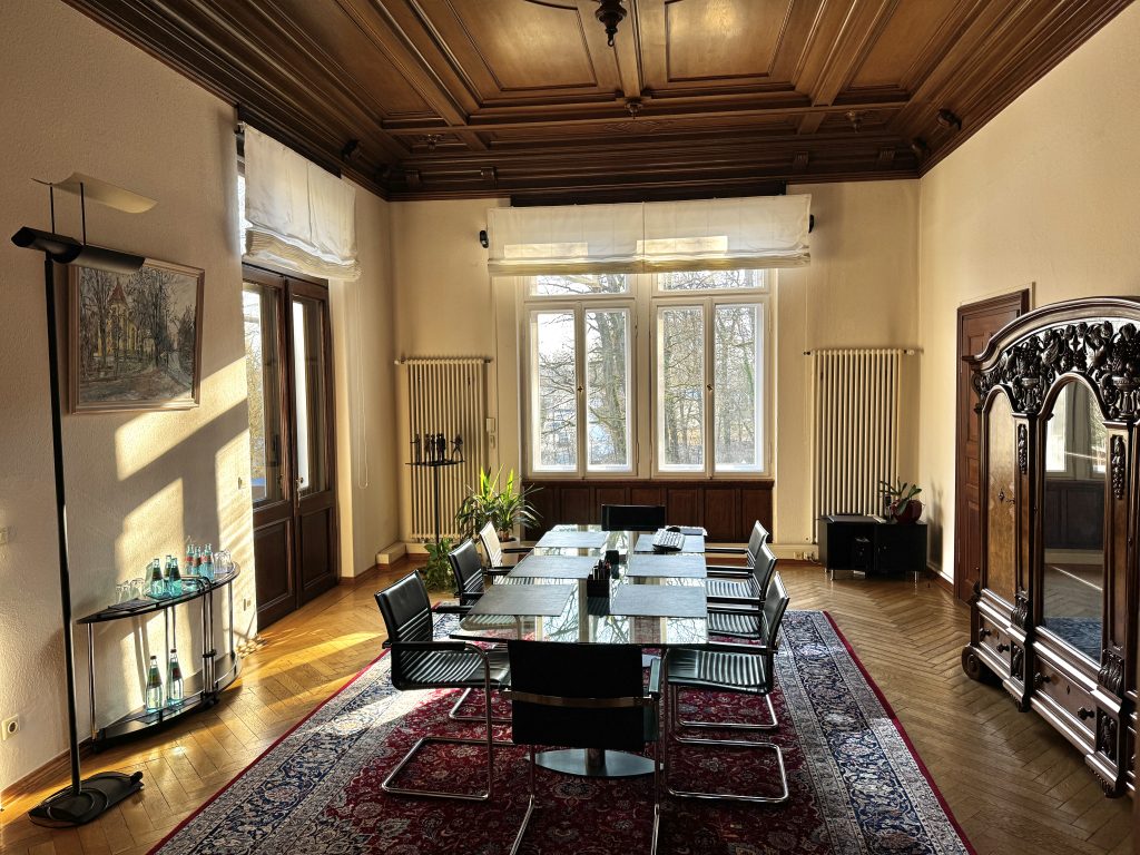 Immobilienangebot - Gera - Alle - Wohnen & Arbeiten in der preisgekrönten, sehr gepflegten Villa Koeppe in exponierter Lage Geras