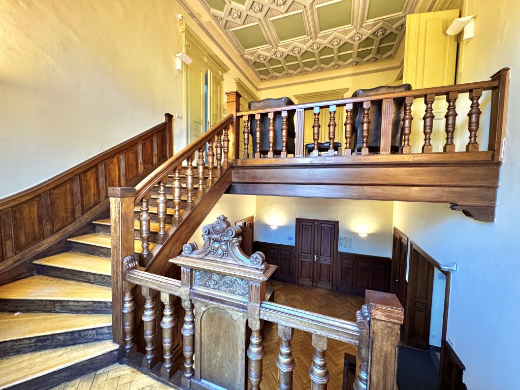 Immobilienangebot - Gera - Alle - Wohnen & Arbeiten in der preisgekrönten, sehr gepflegten Villa Koeppe in exponierter Lage Geras