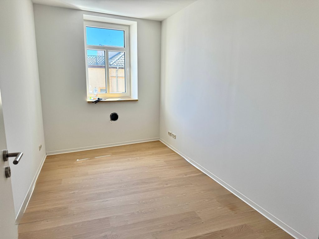 Immobilienangebot - Gera - Alle - Barrierearme, hochwertige 3-Z.-Neubauwohnungen I Fußbodenh. I Balkon I Aufzug I Energieeffizient