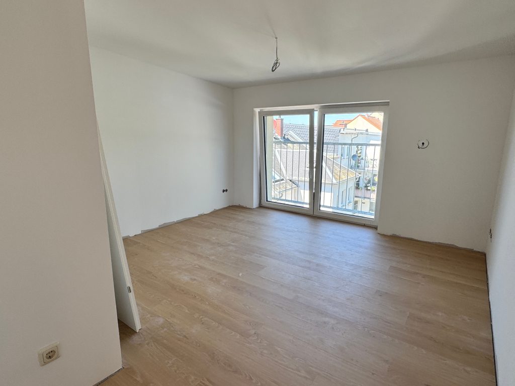 Immobilienangebot - Gera - Alle - Barrierearme, hochwertige 4-Z.-Neubauwohnung I Fußbodenheizung I Balkon I Aufzug I Energieeffizient