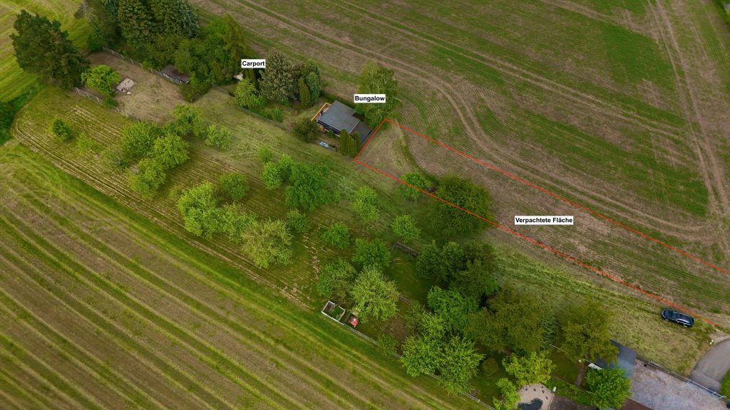 Immobilienangebot - Weida - Grundstücke - Freizeitparadies mit Bungalow & Sonnenterrasse, Streuobstwiese und verpachteter Ackerfläche