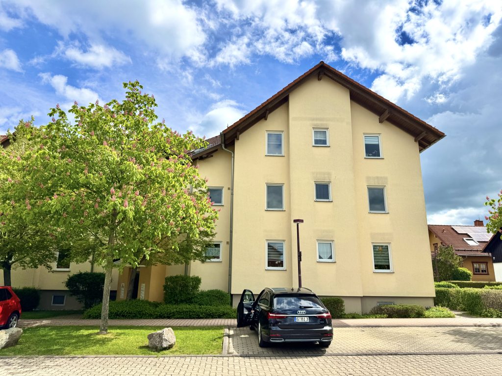 Immobilienangebot - Gera - Alle - Helle 3-Zimmer-Wohnung mit Balkon in ruhiger, grüner Wohnlage – frisch renoviert & sofort bezugsfrei