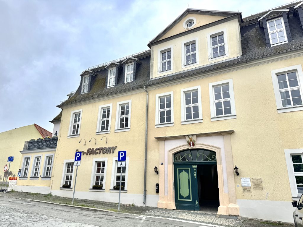Immobilienangebot - Weida - Alle - Ideal für Singles: frisch sanierte 1.R.- Wohnung mit Abstellraum