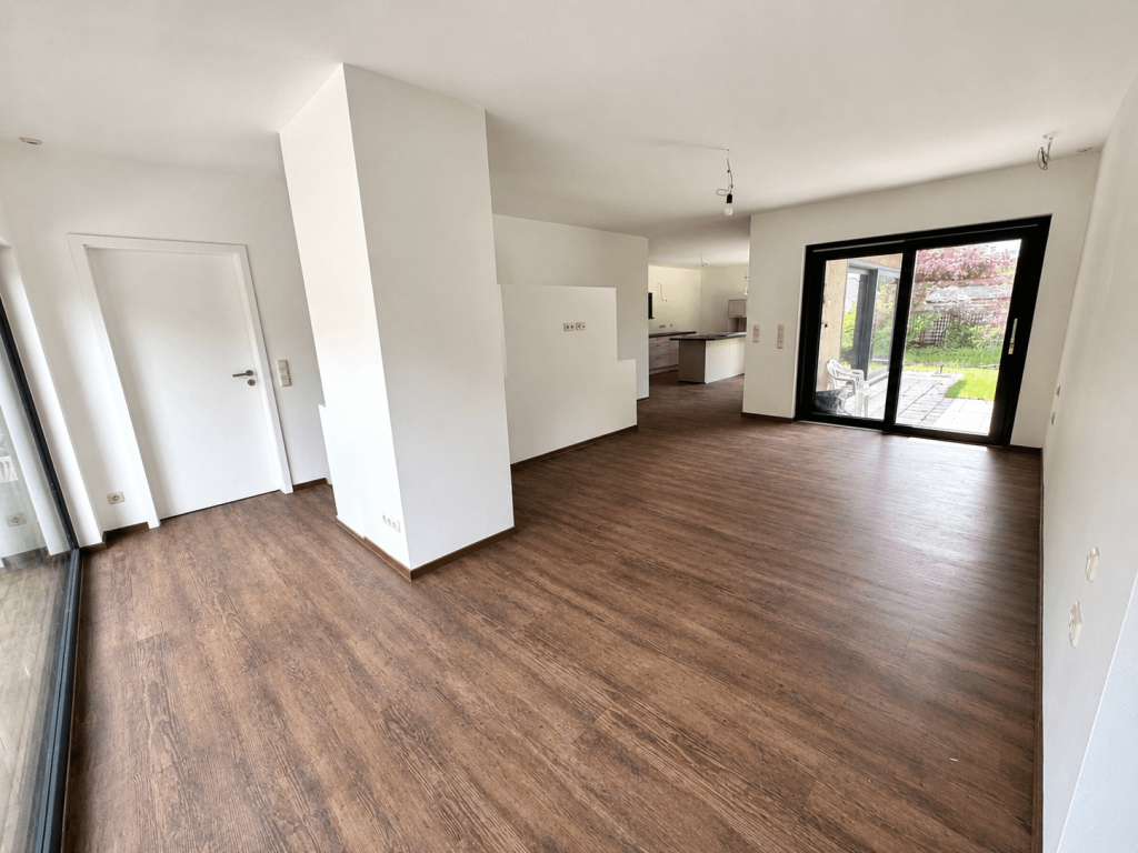 Immobilienangebot - Gera - Alle - Modernisierter Winkelbungalow in traumhafter Waldrandlage – Einziehen, wohlfühlen und die Natur genießen