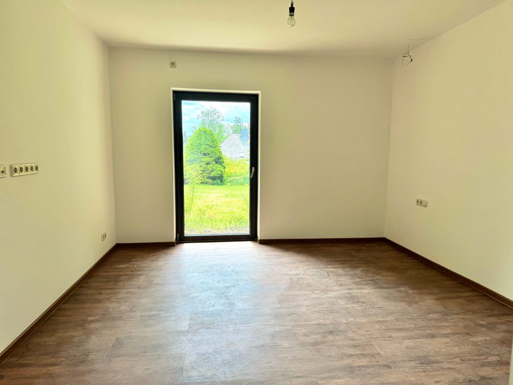 Immobilienangebot - Gera - Alle - Modernisierter Winkelbungalow in traumhafter Waldrandlage – Einziehen, wohlfühlen und die Natur genießen