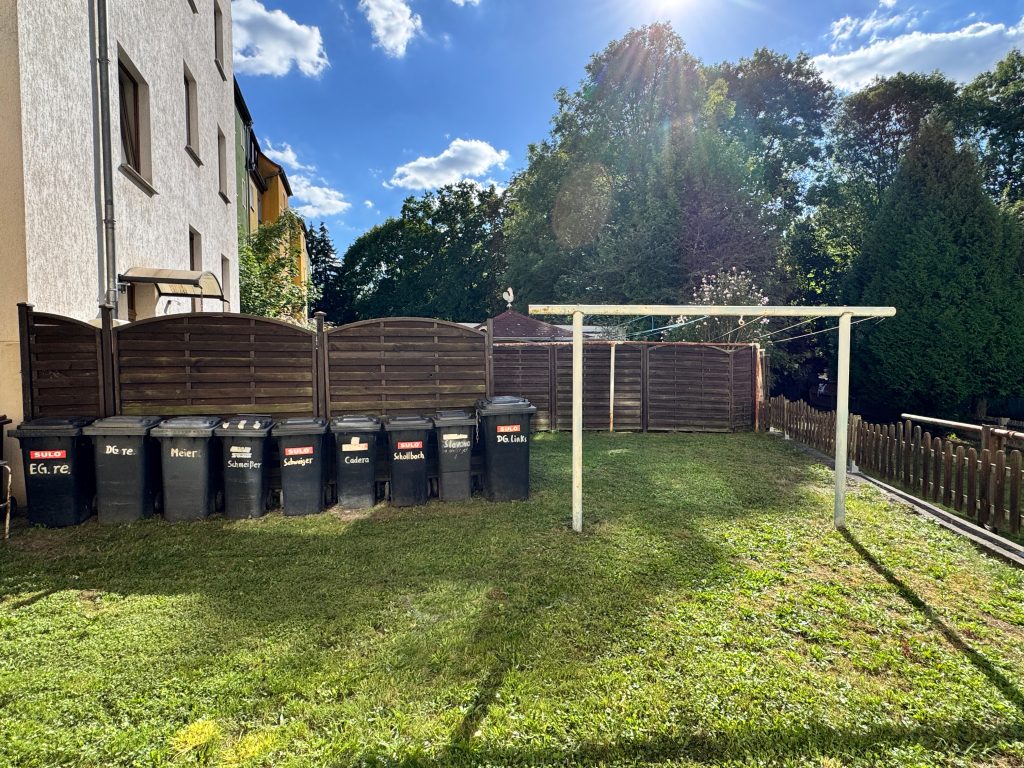 Immobilienangebot - Weida - Alle - Gepflegtes Mehrfamilienhaus mit neun Wohneinheiten - 2023 erfolgte Strang- und Badsanierung