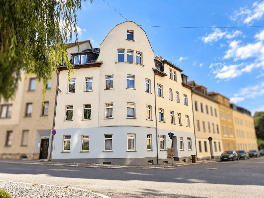 Immobilienangebot - Weida - Alle - Gepflegtes Mehrfamilienhaus mit neun Wohneinheiten - 2023 erfolgte Strang- und Badsanierung