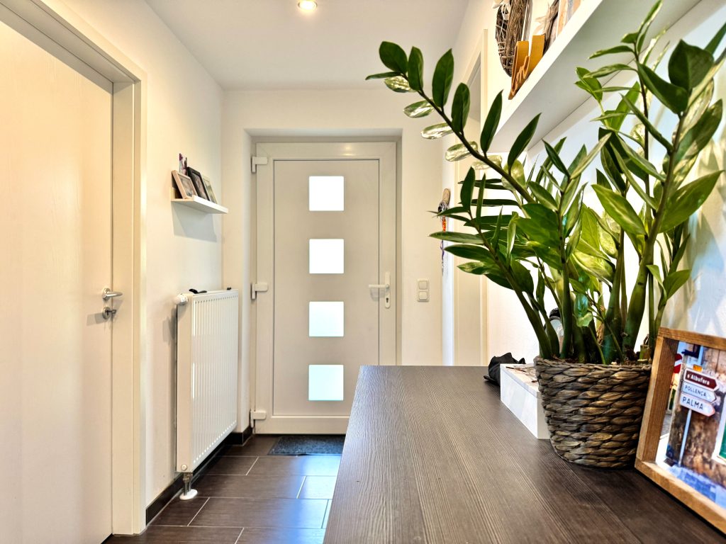 Immobilienangebot - Gera - Alle - Ein Zuhause zum Verlieben – modernes Einfamilienhaus mit traumhaftem Garten in familienfreundlicher Lage