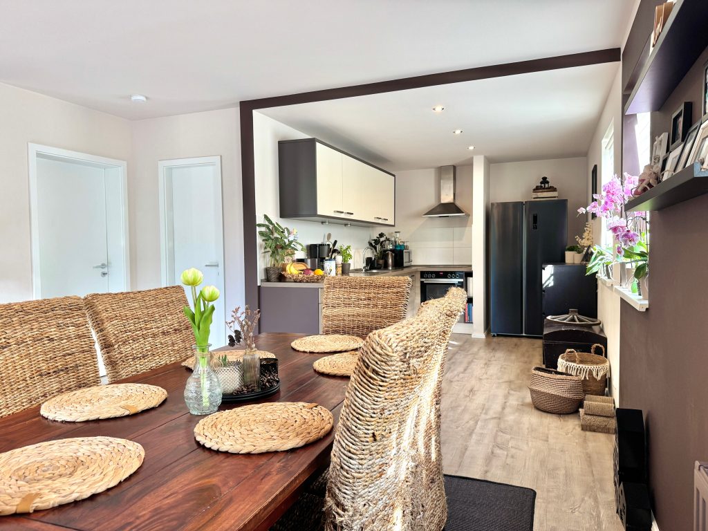 Immobilienangebot - Gera - Alle - Ein Zuhause zum Verlieben – modernes Einfamilienhaus mit traumhaftem Garten in familienfreundlicher Lage