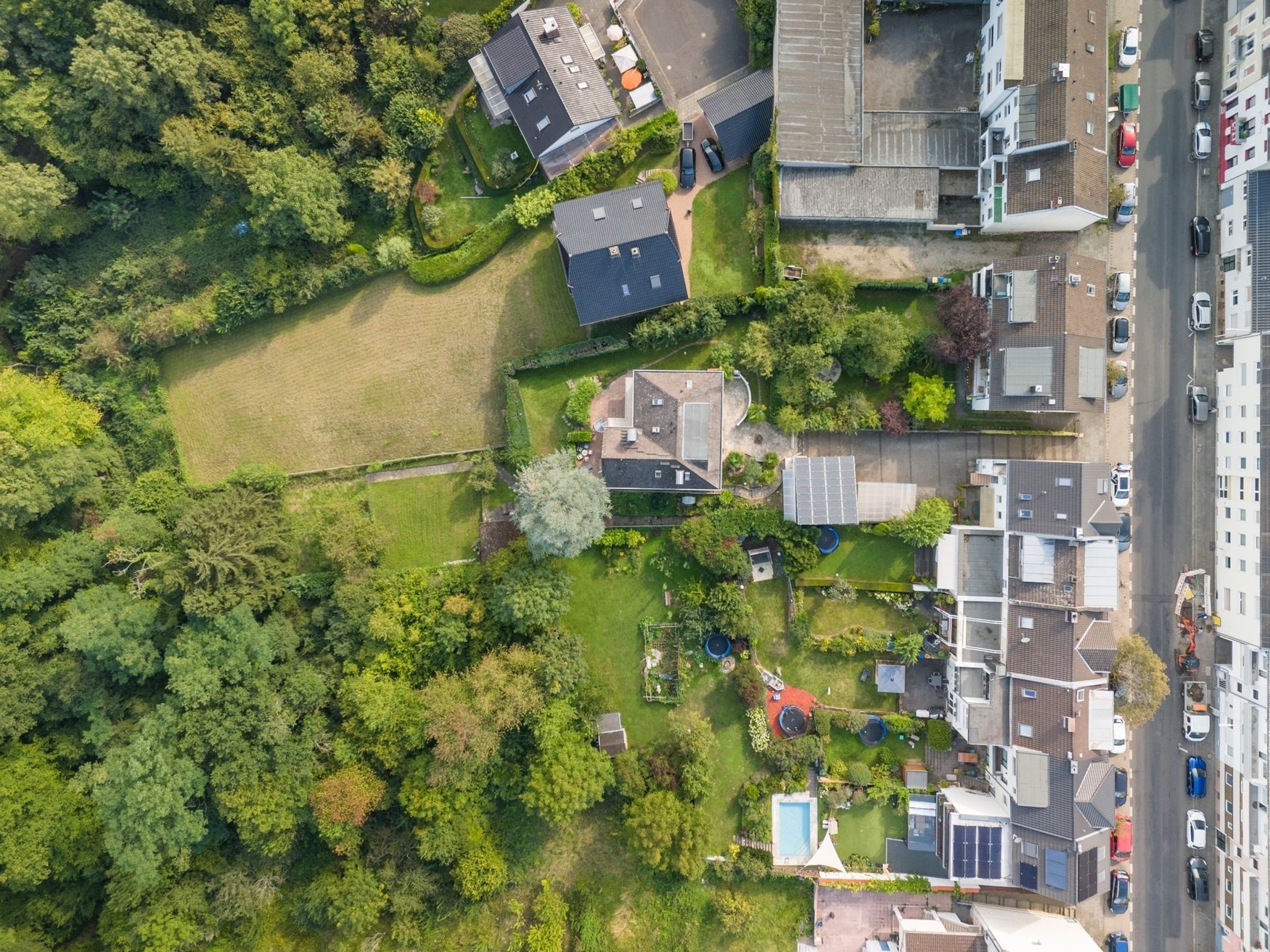 Immobilienangebot - Bonn / Ippendorf - Alle - Wohnhaus zur Modernisierung mit 4 Einheiten in bevorzugter Lage von Bonn - Ippendorf