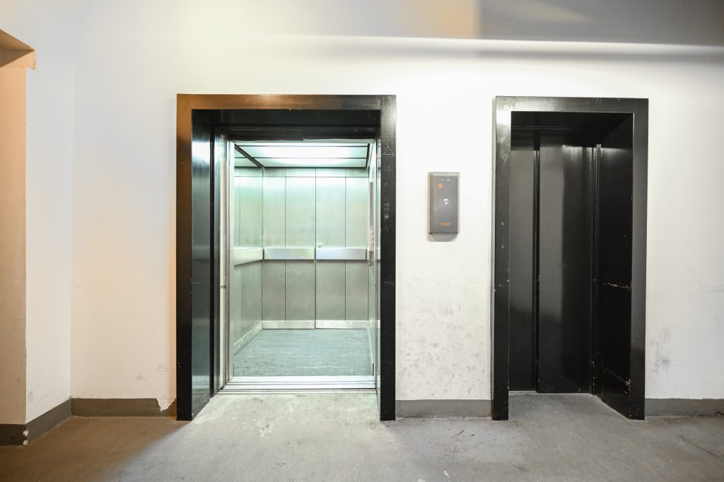 Immobilienangebot - Bonn - Alle - Attraktive Kapitalanlage - langfristig vermietete Gewerbeflächen mit Top-Mietern in der Innenstadt